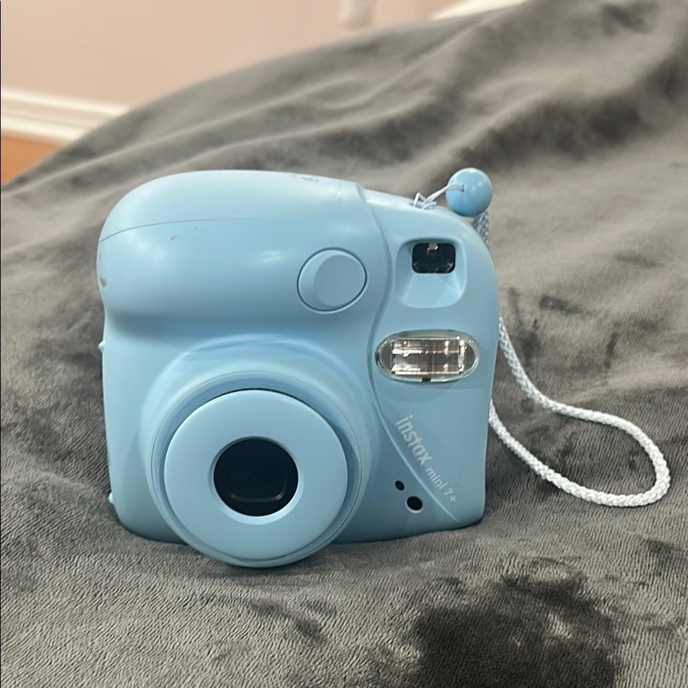 Fujifilm Instax Mini 7+ Instant Camera - Blue